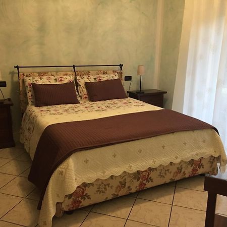 B&B Villa Lina Desenzano del Garda Dış mekan fotoğraf