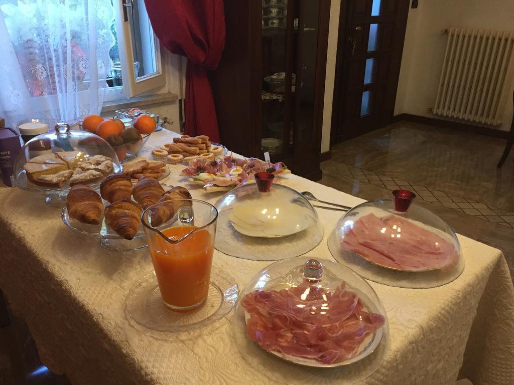 B&B Villa Lina Desenzano del Garda Dış mekan fotoğraf