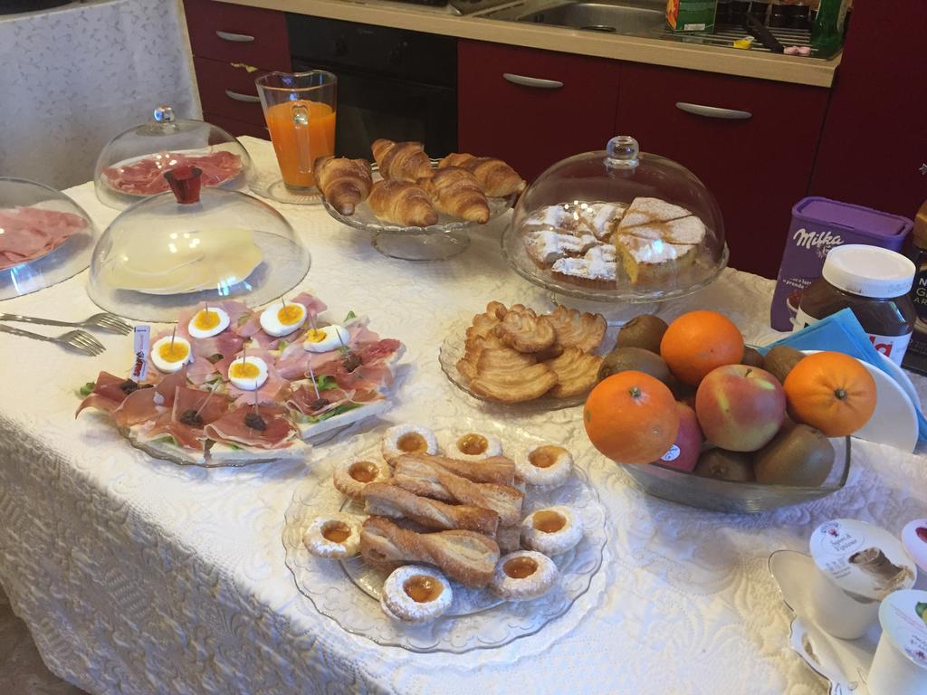B&B Villa Lina Desenzano del Garda Dış mekan fotoğraf